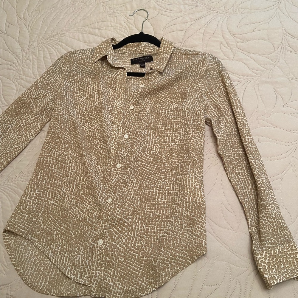 Banana republic 00P bottom down blouse beige